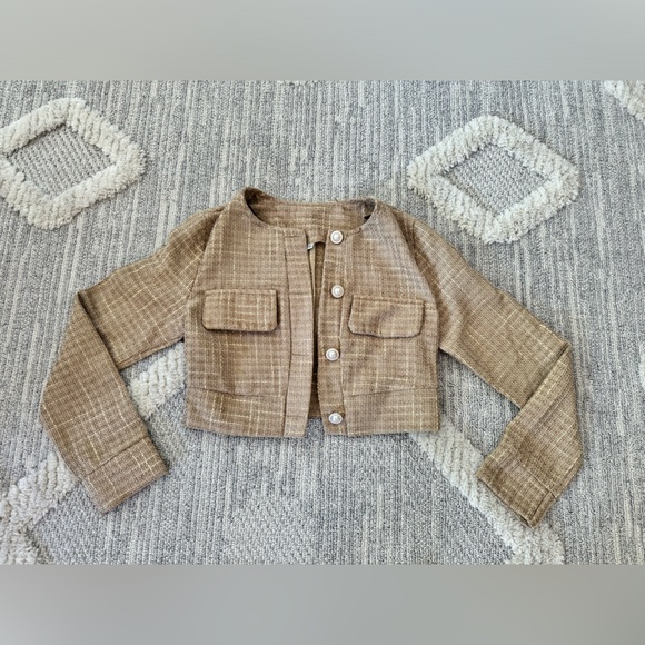 Women’s two piece tweed cropped blazer and skirt set - Picture 2 of 5